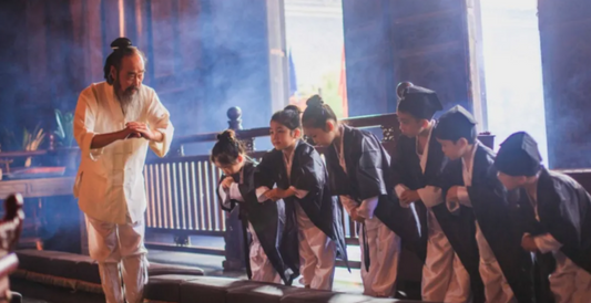 The morning and evening lessons of Taoist priests 道士的早晚功课