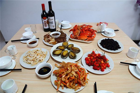 Married Woman Dream Feast of Dishes - Omen