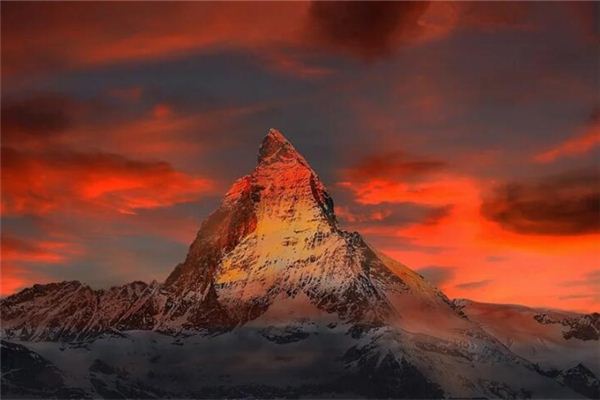Omen - Dream of a Towering Mountain Before You