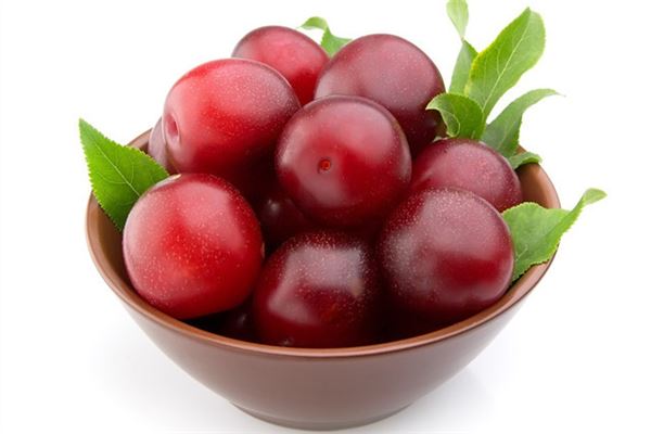 Pregnant woman dreams of plums — gender sign?