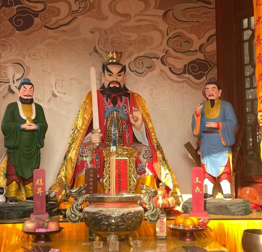 Sculpting of Divine Statues