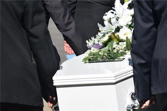 The Omen of Dreaming of Carrying a Coffin with a Corpse