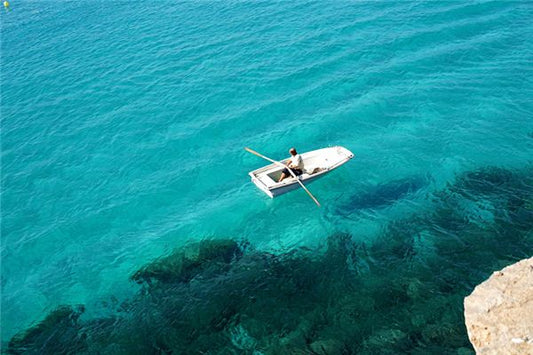 The Omen of Dreaming of Clear Ocean Water