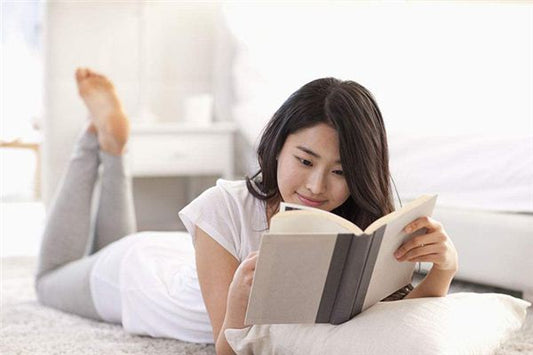 The Omen of Dreaming of Reading a Book
