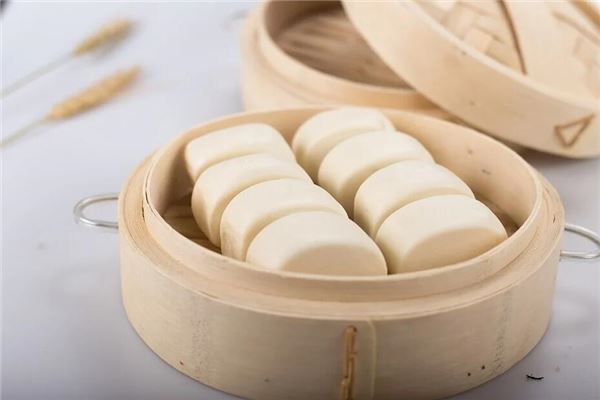 The Omen of Dreaming of White and Big Steamed Buns