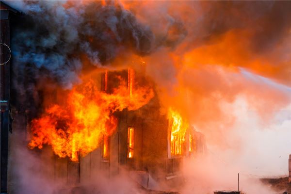 The Omen of Dreaming of a House on Fire