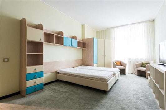 The Omen of Dreaming of a Room with Many Beds