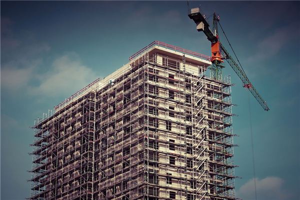 The Omen of Dreaming of an Unfinished House