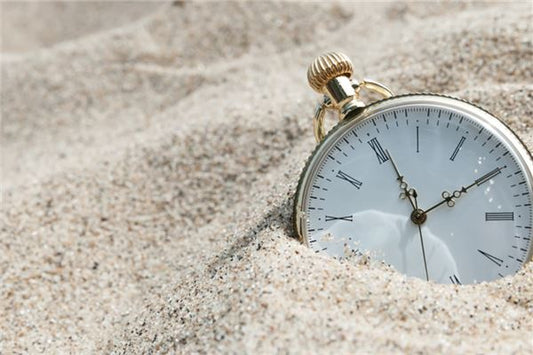 The Omen of a Woman Dreaming of a Clock
