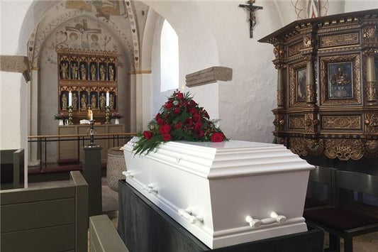 The Omen of a Woman Dreaming of a Coffin