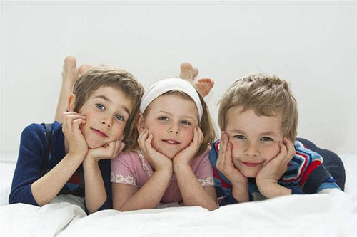 What Does It Mean to Dream of Siblings?