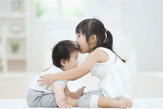 What Does It Mean to Dream of Your Younger Brother?