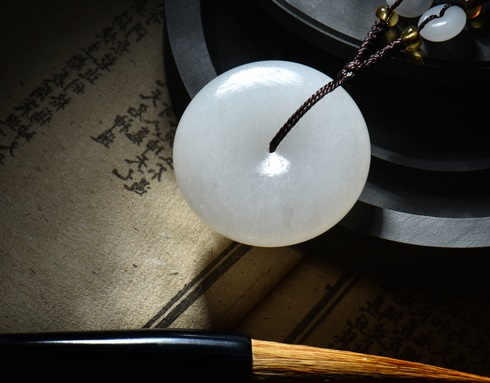 What are the feng shui effects of jade