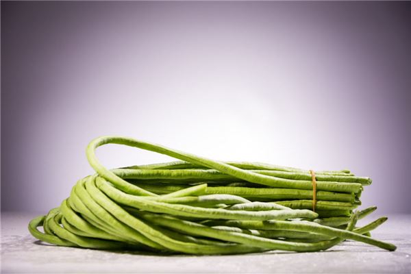Woman Dreaming of Beans - Pregnancy Dream