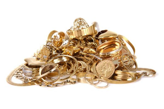 Woman Dreams of Gold Jewelry - Omen？