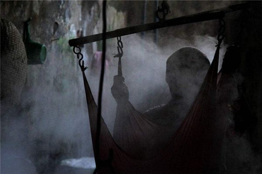 Dreaming of being taken by a ghost 梦见被鬼抓走 — dream interpretation illustration