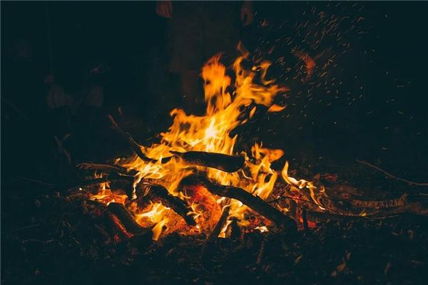 梦见生火是什么意思 — dreaming of starting a fire meaning and omens