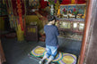 Dreaming of Worshipping the Buddha 梦见拜佛 — Fire element dream interpretation