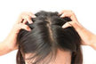 Woman Dreaming of Large Flakes of Dandruff on Her Head: Five Elements Water (水), mixed omen. Auspicious in winter, inaus