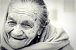 Woman Dreaming of Losing Every Tooth: Dream Omen: Five Elements Water (水), auspicious omen. Auspicious in winter, inausp