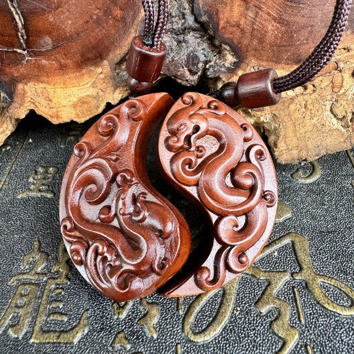 Taoism yin and yang couples' pendant auspiciousness of Loong and phoenix  lovers' ornament