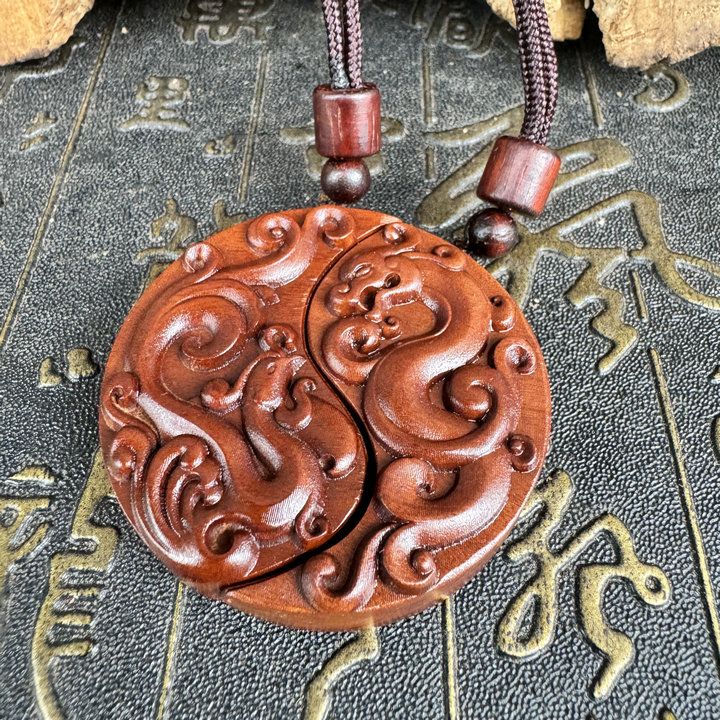 Taoism yin and yang couples' pendant auspiciousness of Loong and phoenix  lovers' ornament